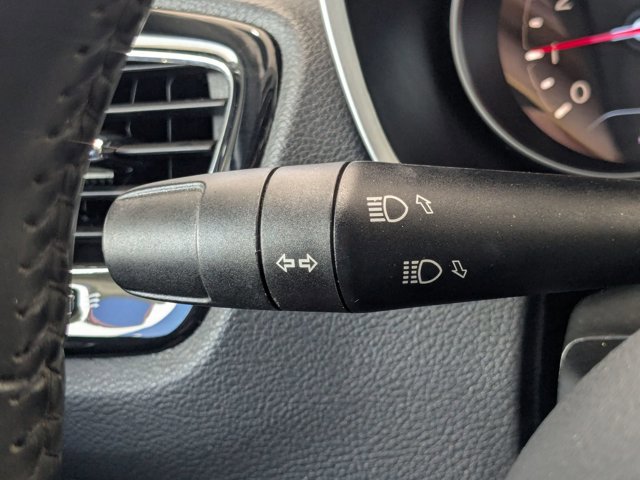 Used 2019 Jeep Compass Latitude FWD image 6