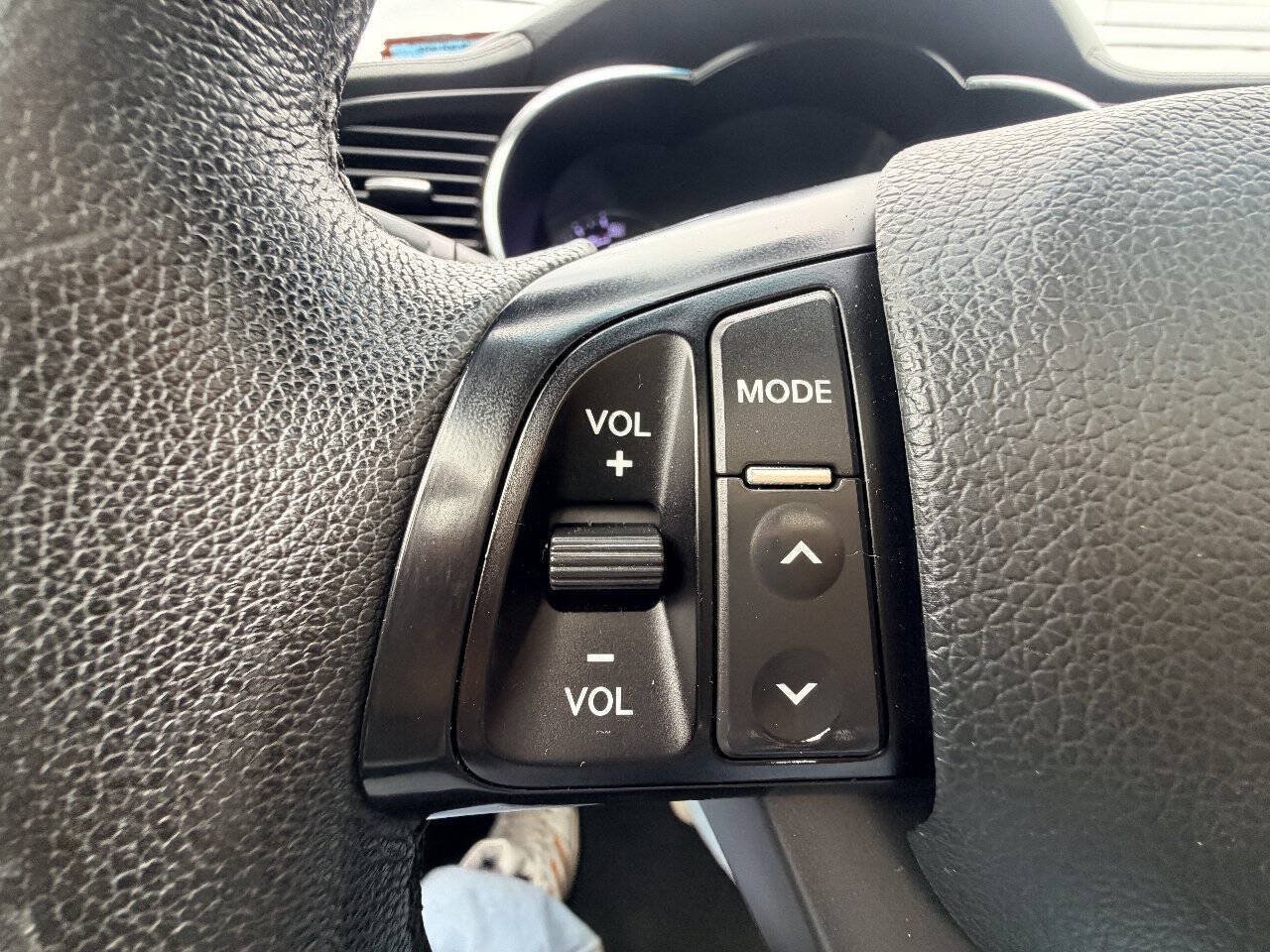 Used 2013 Kia Optima EX FWD image 65