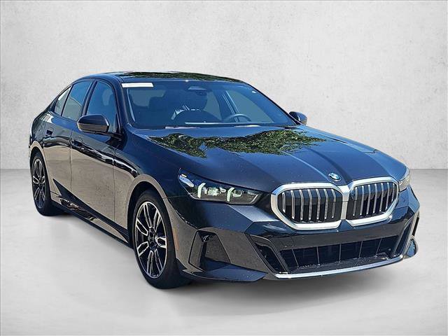 Certified 2026 BMW 540i xDrive AWD/4WD image 3