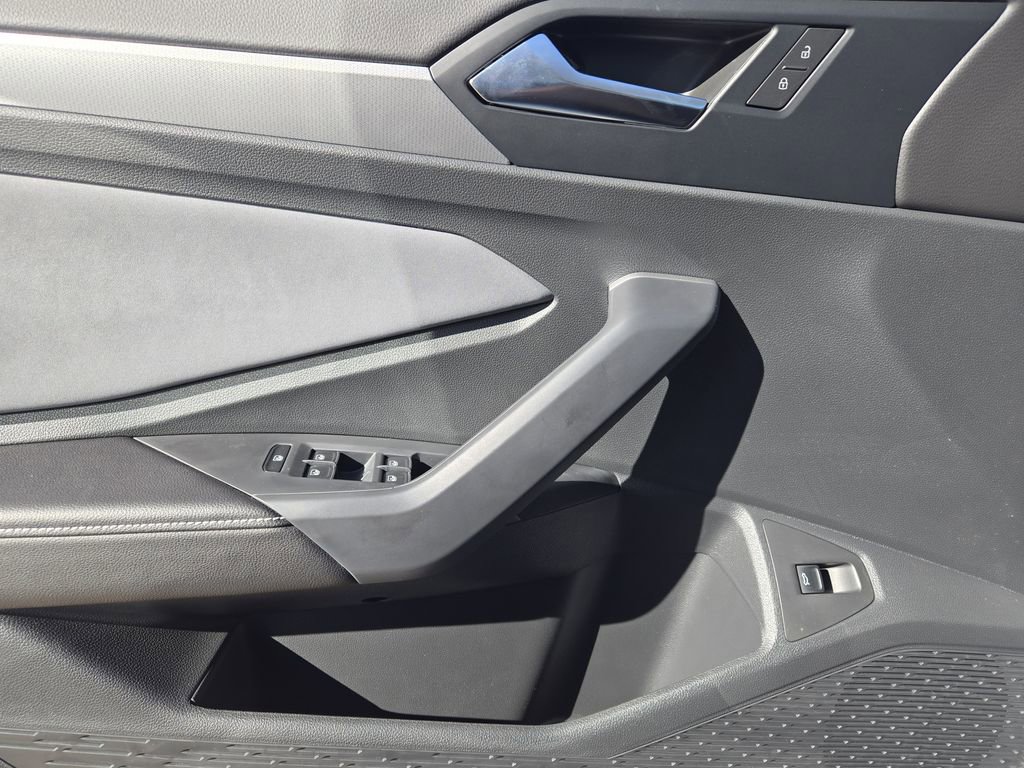 New 2026 Volkswagen Jetta SE image 17