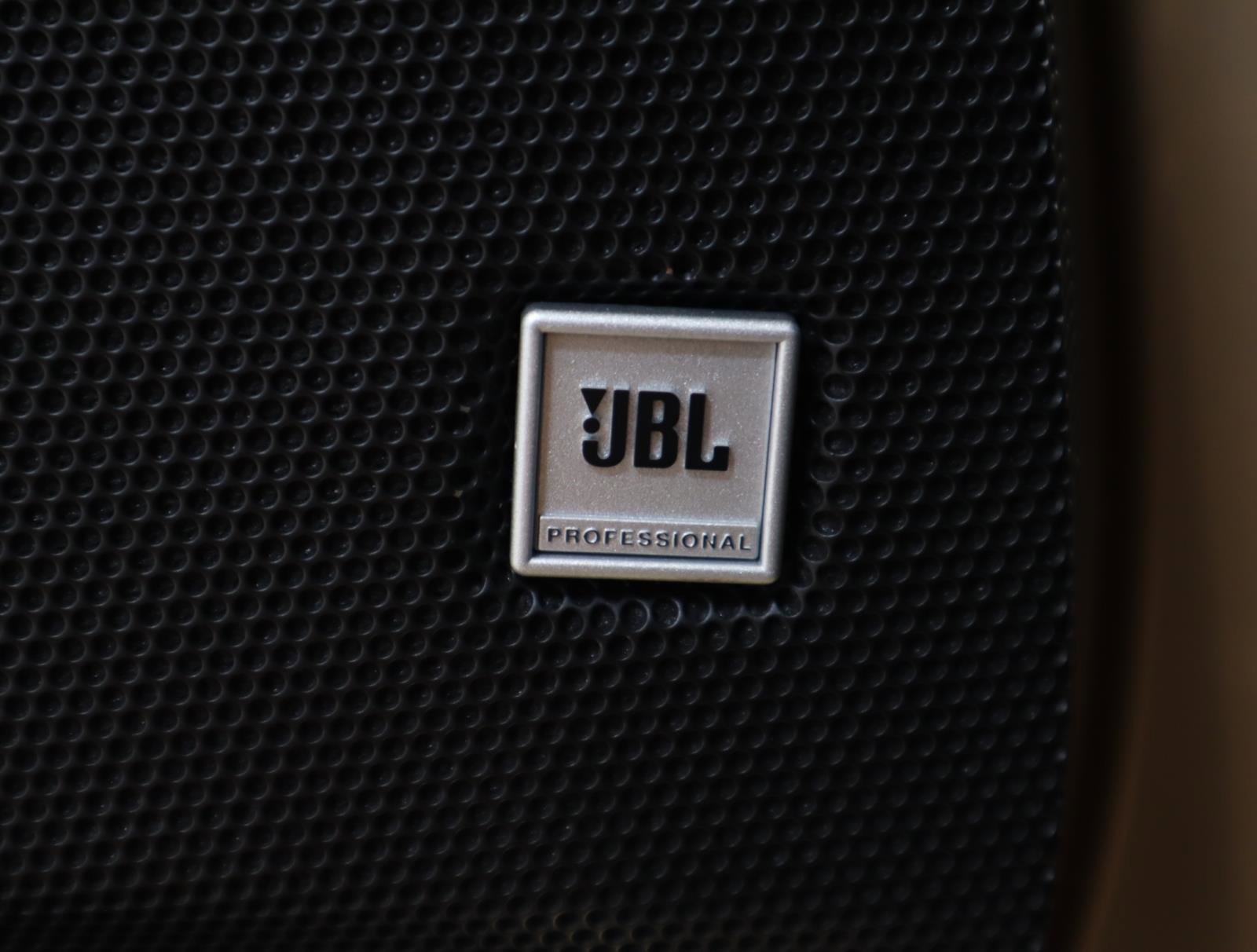 Used 2022 Ferrari SF90 Spider image 26