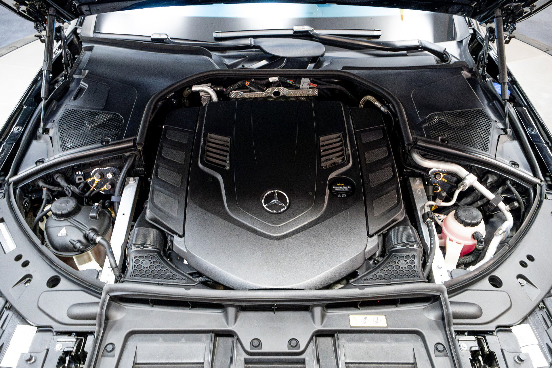 Used 2023 Mercedes-Benz S 580 4MATIC Sedan image 49