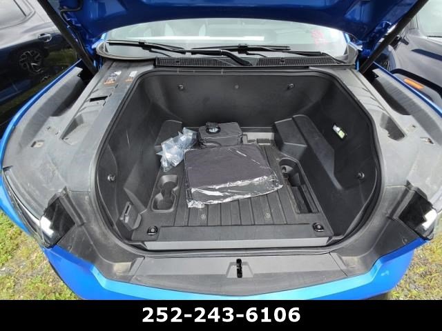 Used 2025 Chevrolet Silverado EV RST AWD/4WD image 9