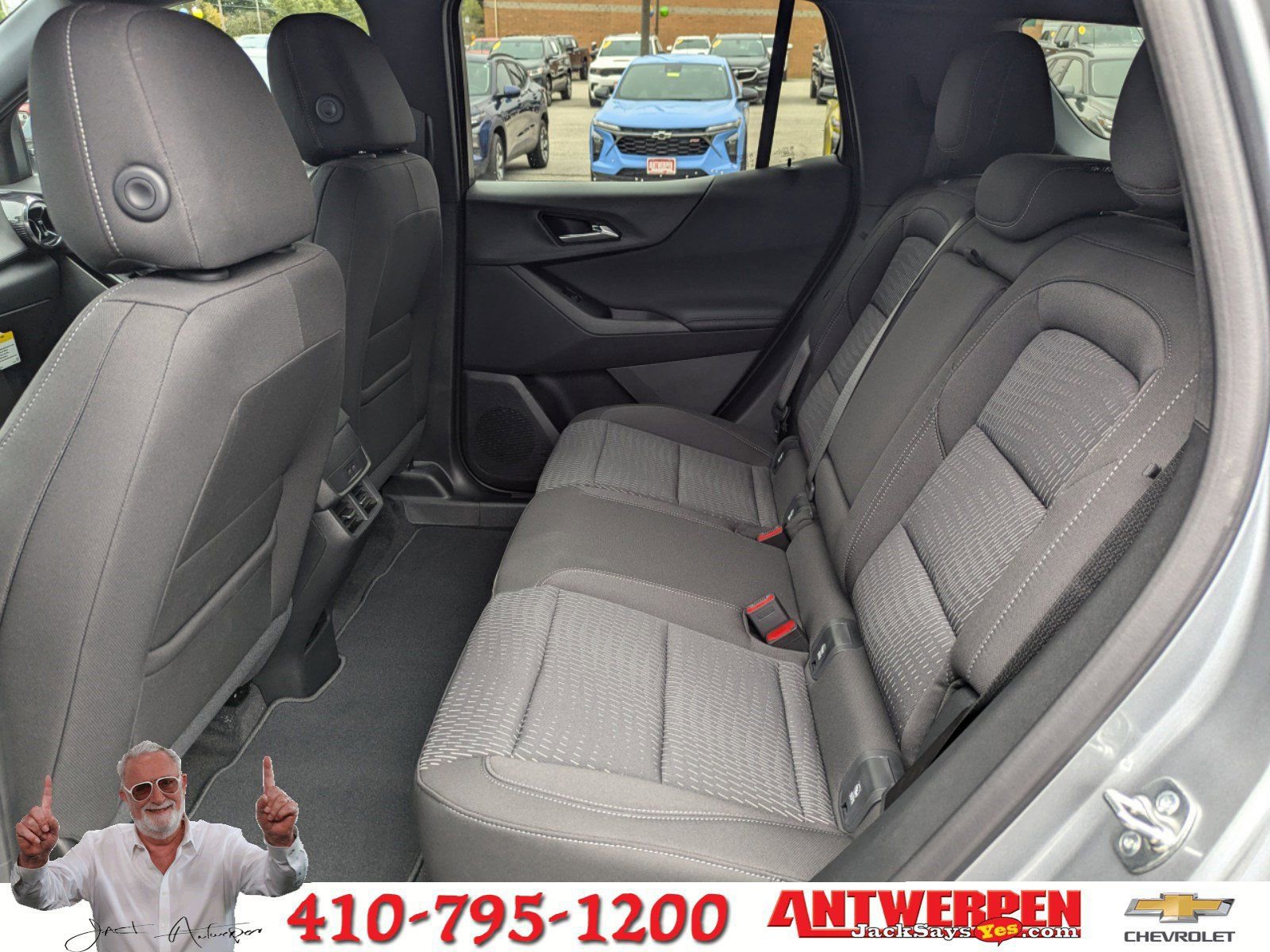 Certified 2025 Chevrolet Equinox LT w/ Safety and Technology Package image 11