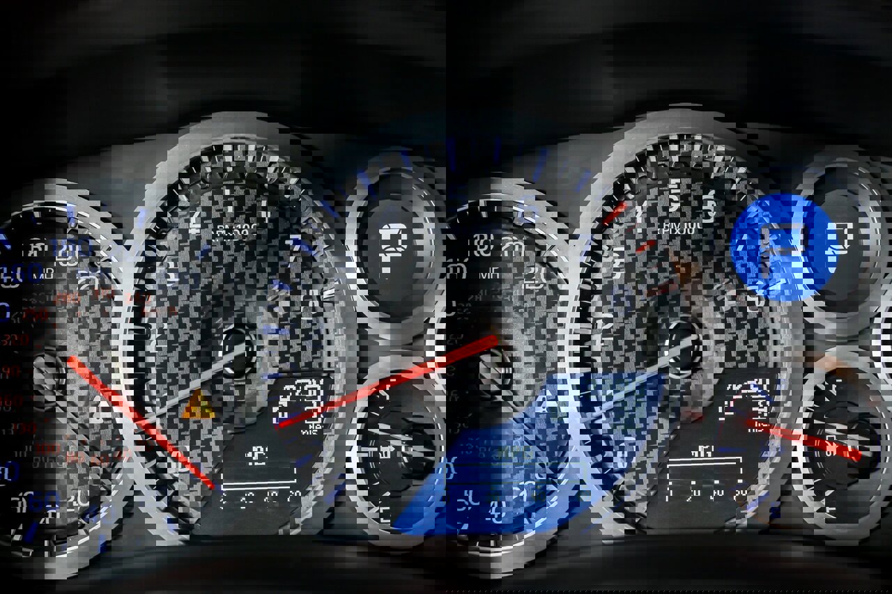 Used 2015 Nissan GT-R Black Edition image 27