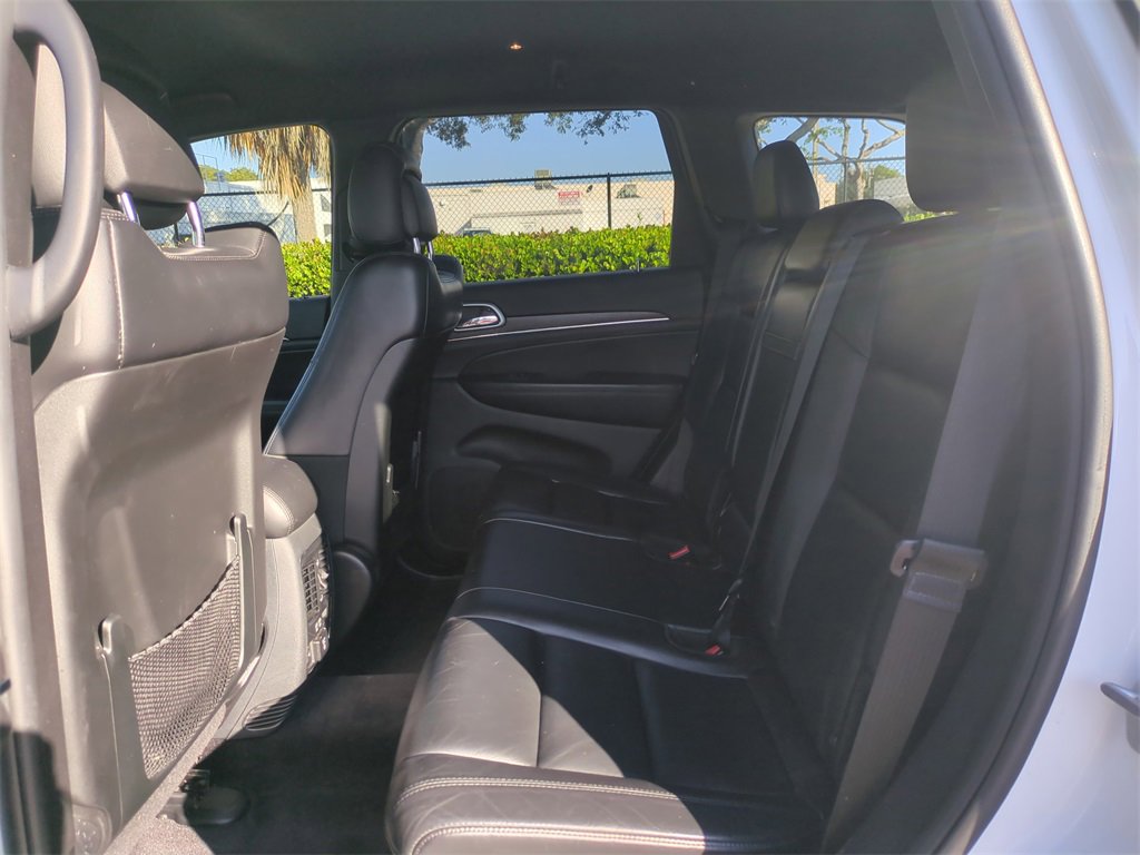 Used 2018 Jeep Grand Cherokee Limited image 16
