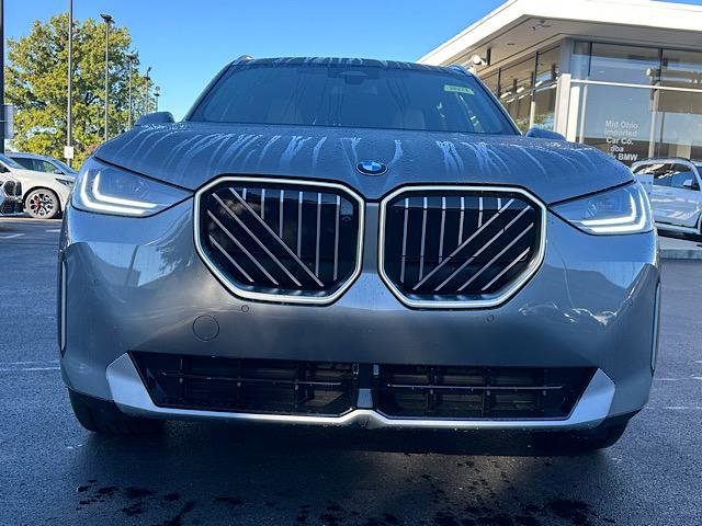 New 2026 BMW X3 xDrive30 w/ Premium Package image 2