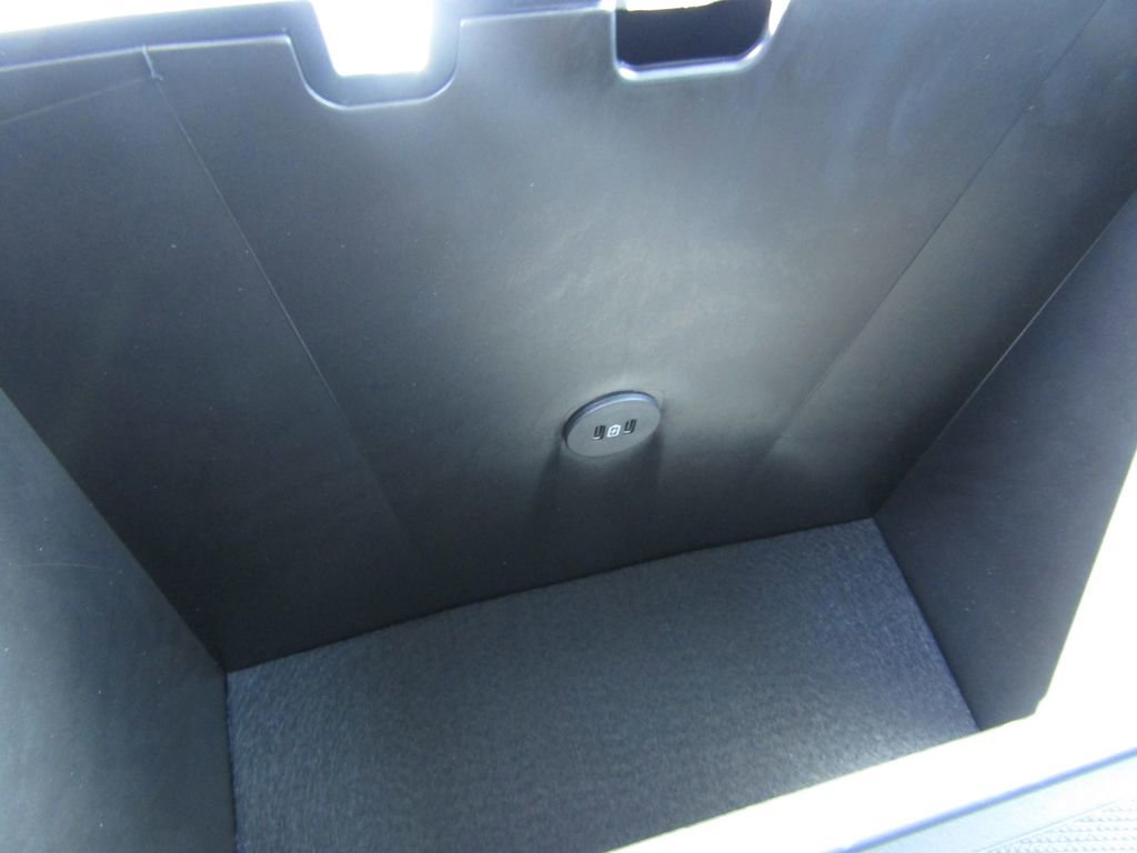 New 2026 Ford F350 Lariat w/ FX4 Off-Road Package image 33