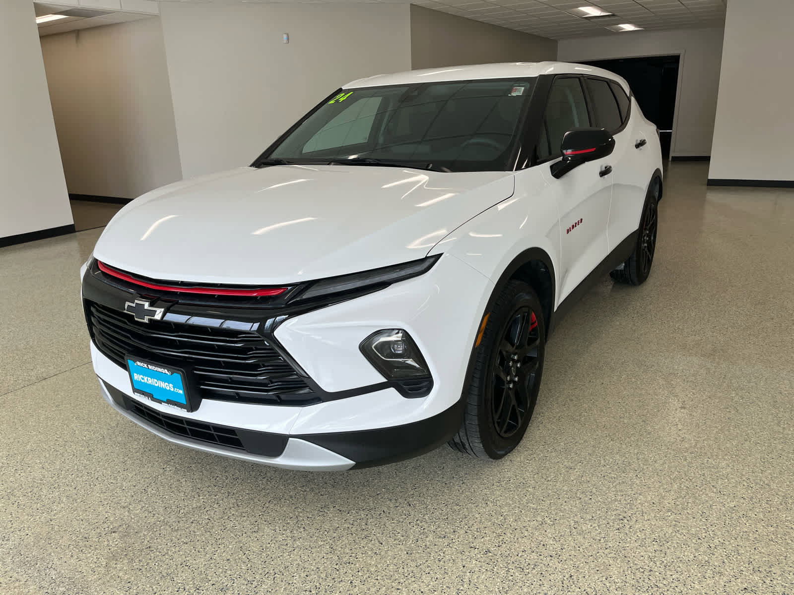 Used 2024 Chevrolet Blazer LT w/ Redline Edition image 1