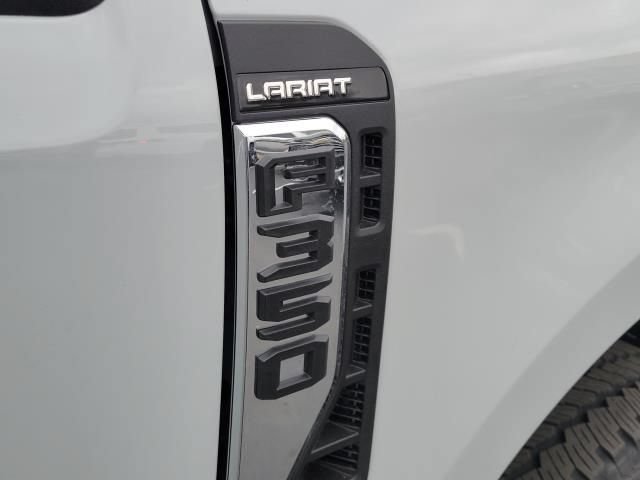New 2026 Ford F350 4x4 Crew Cab Super Duty image 14