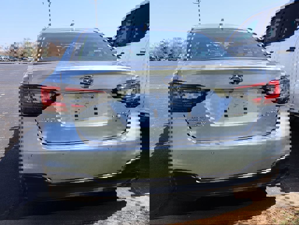 Used 2023 Subaru Legacy Limited image 15