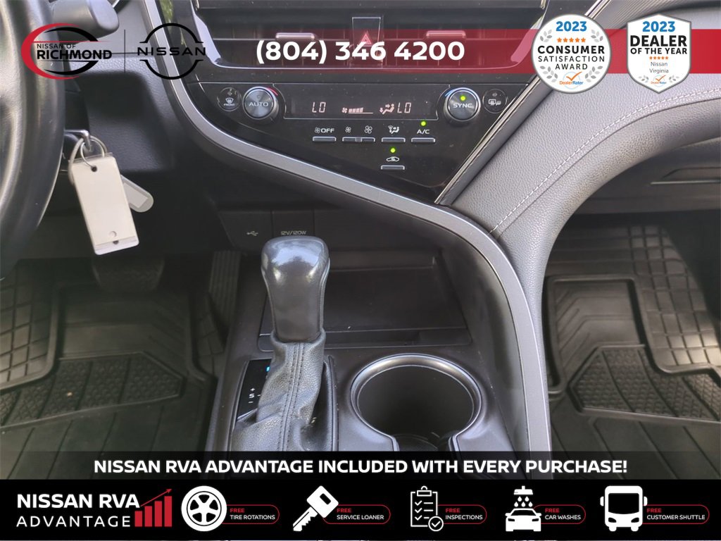 Used 2022 Toyota Camry SE image 19