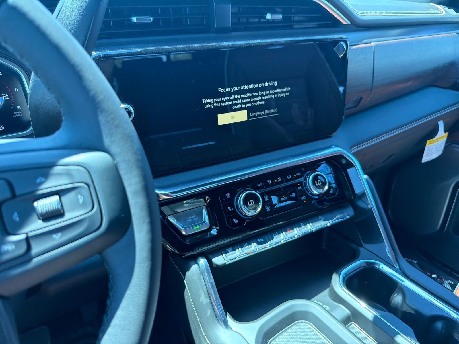 New 2026 GMC Sierra 2500 Denali Ultimate AWD/4WD image 18