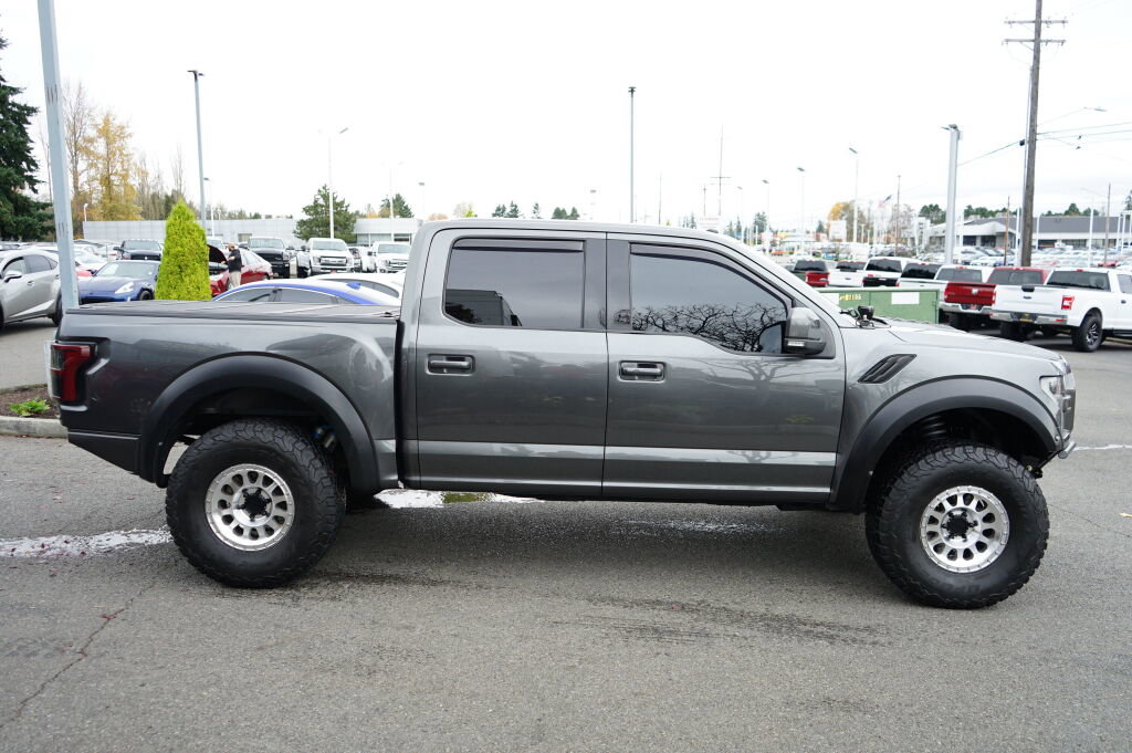 Used 2018 Ford F150 Raptor w/ Equipment Group 802A Luxury image 6