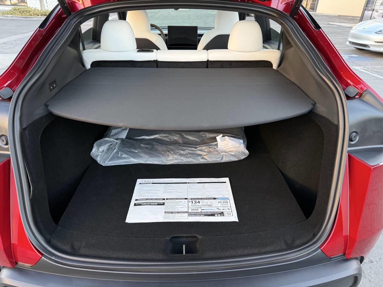 Used 2026 Tesla Model Y Long Range image 27