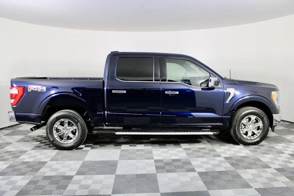 Used 2023 Ford F150 Lariat w/ Trailer Tow Package image 9