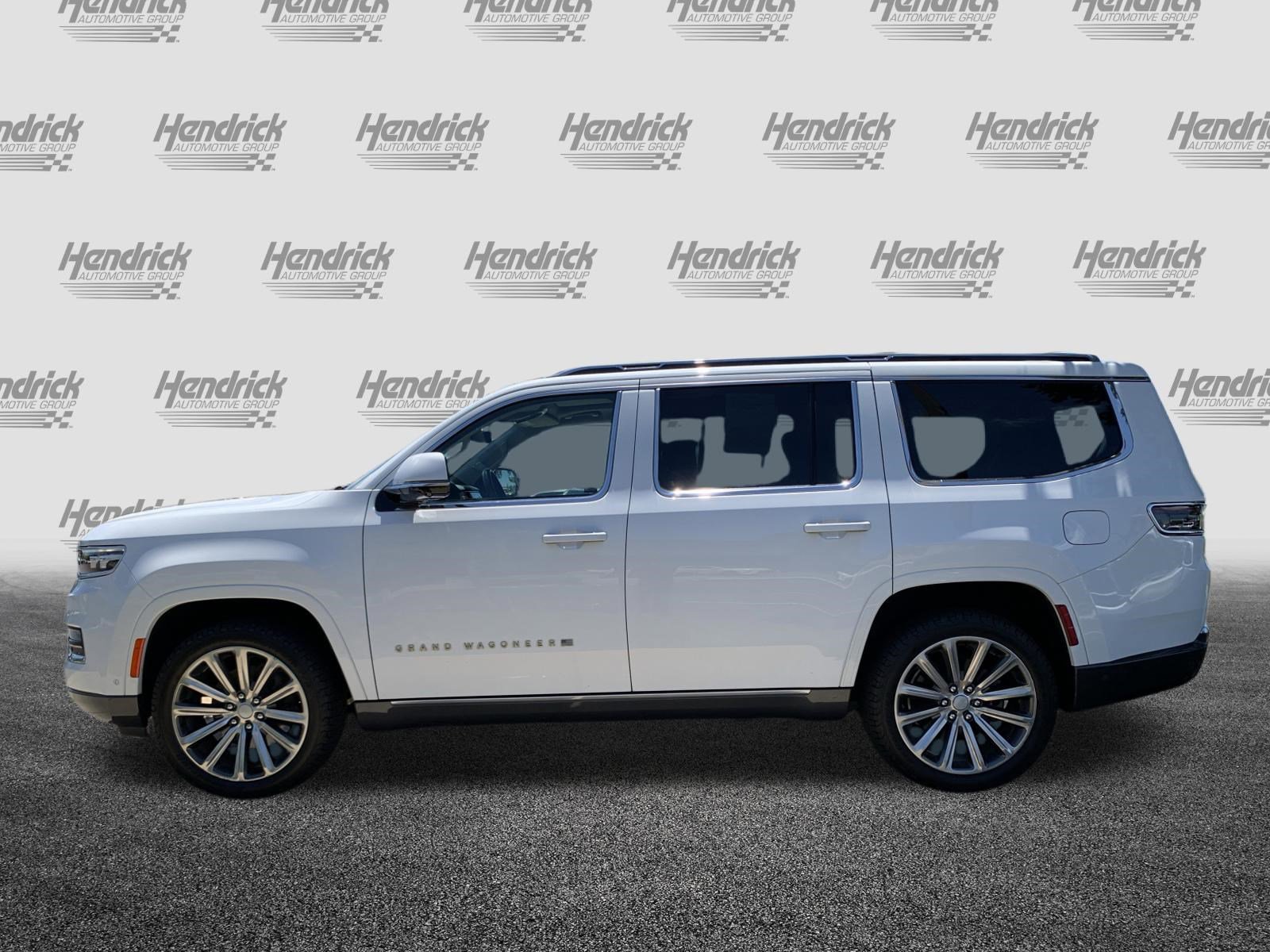 Used 2022 Jeep Grand Wagoneer Series I AWD/4WD image 7