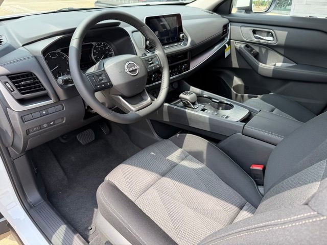 New 2026 Nissan Rogue SV FWD image 12