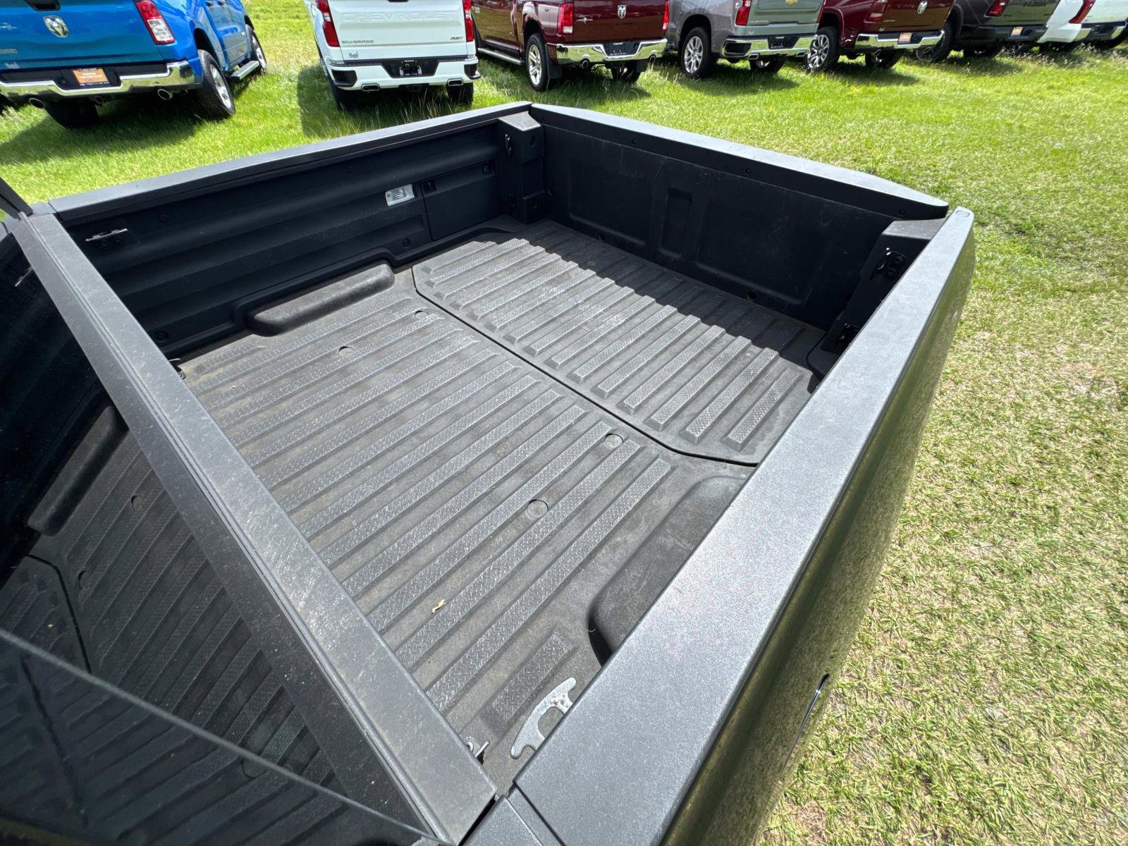 Used 2018 Honda Ridgeline Sport image 11