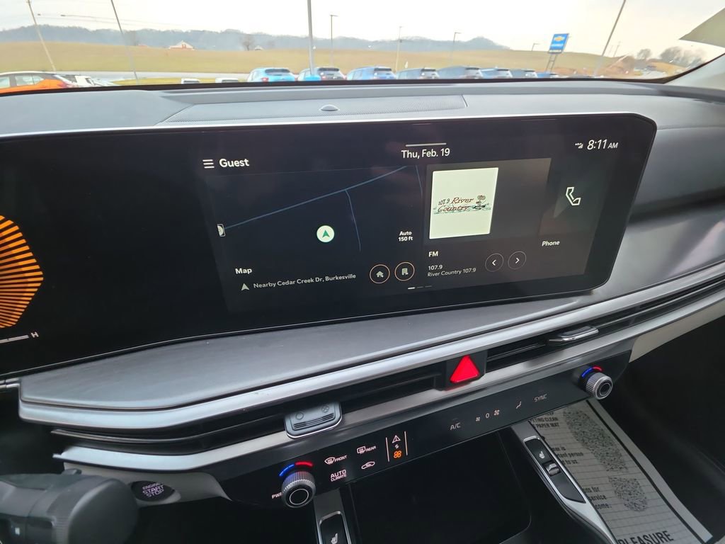 Used 2024 Kia Sorento S image 18