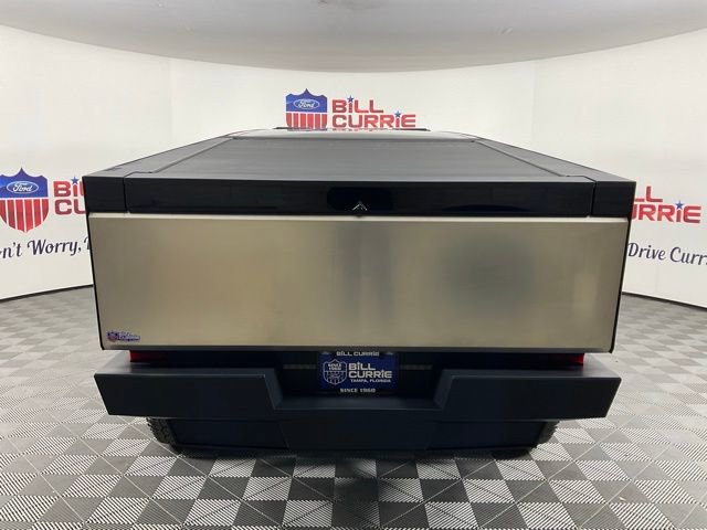 Used 2024 Tesla Cybertruck AWD Crew Cab image 4