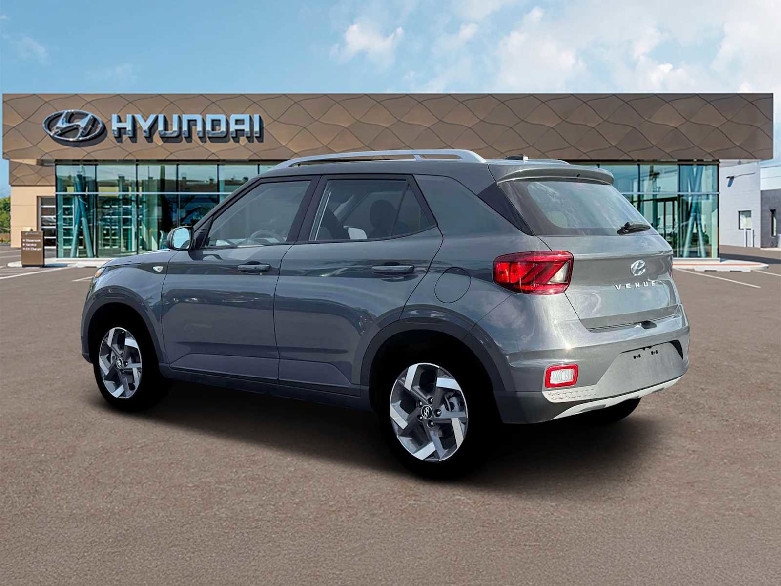 New 2026 Hyundai Venue SEL FWD image 4