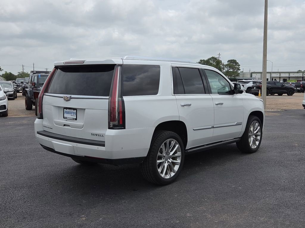 Used 2018 Cadillac Escalade Premium Luxury RWD image 6