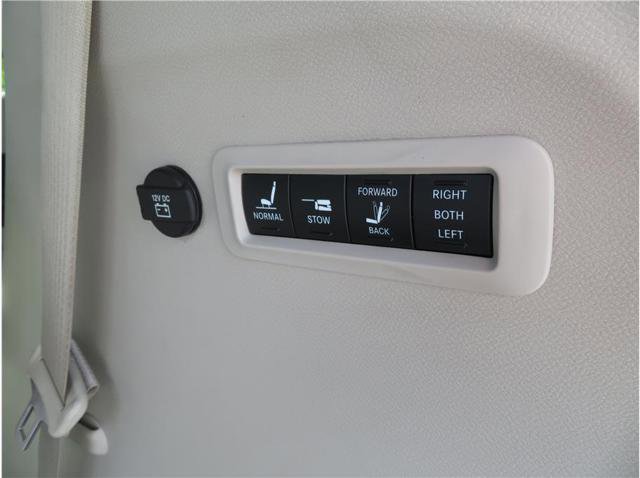 Used 2019 Chrysler Pacifica Limited image 15