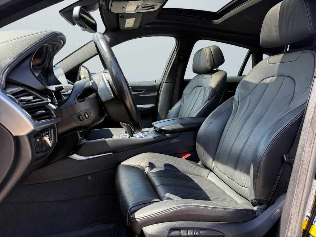 Used 2017 BMW X6 xDrive35i image 9