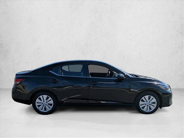 Used 2024 Nissan Sentra S FWD image 4