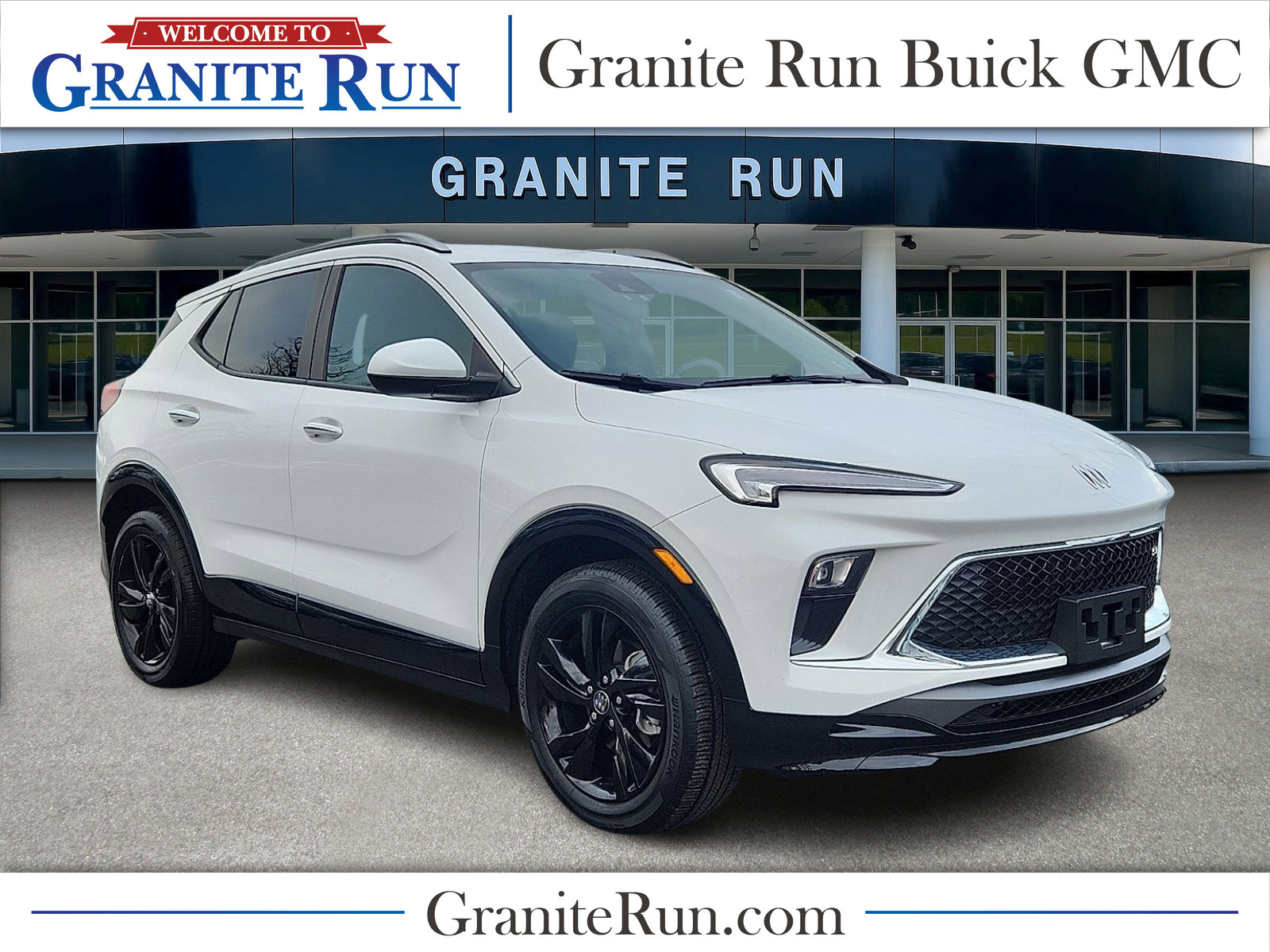 Used 2024 Buick Encore GX Sport Touring image 1