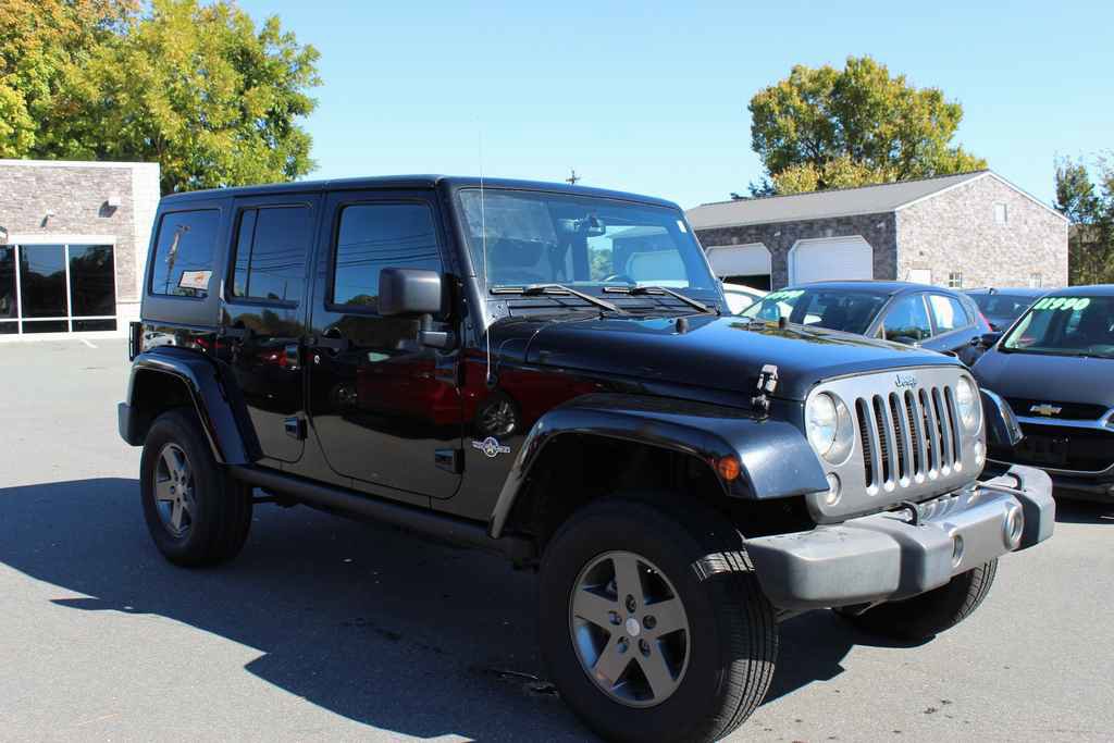 Used 2015 Jeep Wrangler Unlimited Sport image 3
