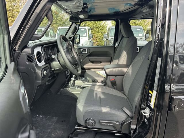 New 2026 Jeep Gladiator Sport AWD/4WD image 11