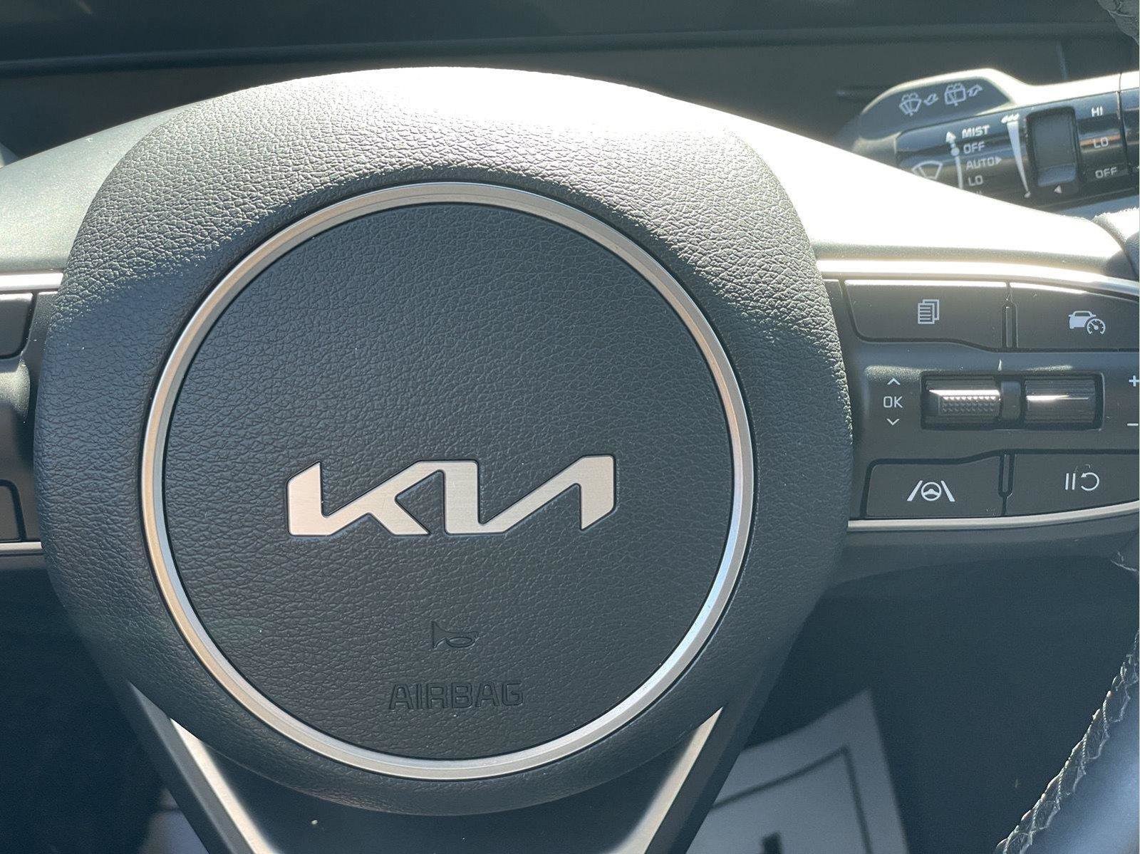 Used 2024 Kia Sportage X-Line w/ X-Line Premium Package AWD/4WD image 32