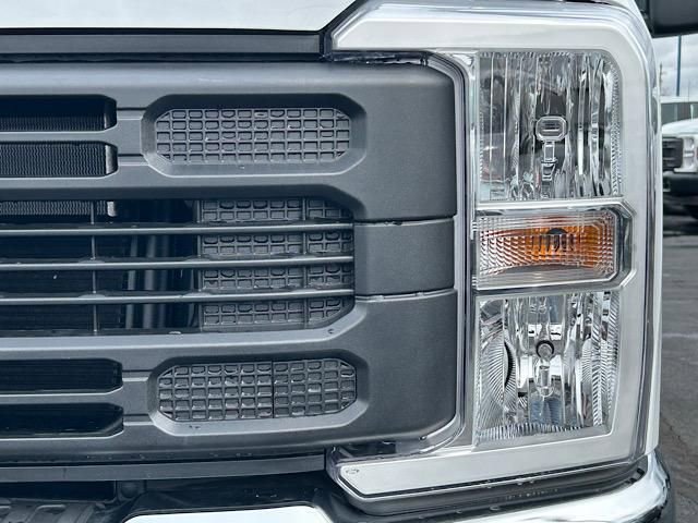 New 2025 Ford F250 XL w/ FX4 Off-Road Package image 18