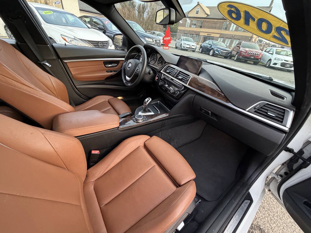 Used 2016 BMW 328i xDrive Sedan AWD/4WD image 23