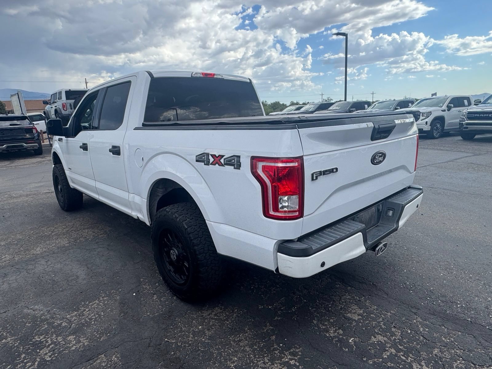 Used 2017 Ford F150 XLT w/ Trailer Tow Package AWD/4WD image 4