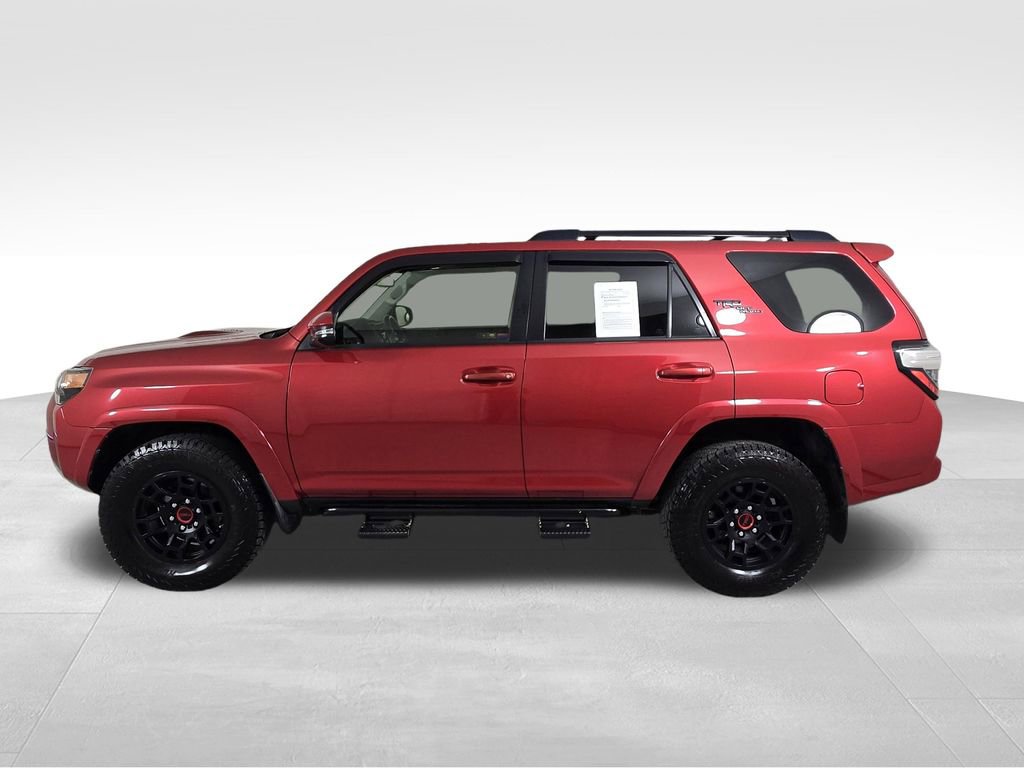 Used 2019 Toyota 4Runner TRD Off-Road Premium AWD/4WD image 4
