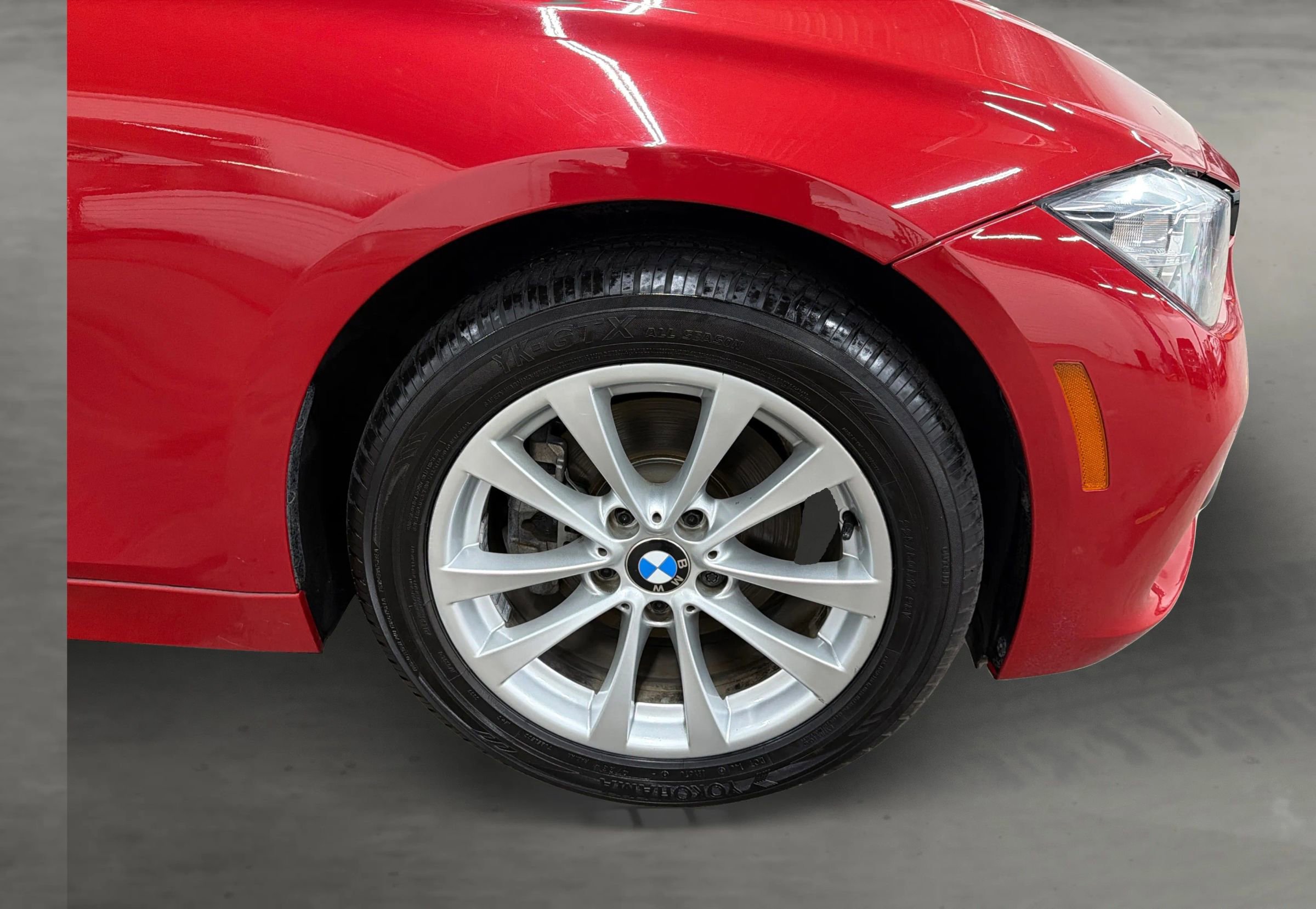 Used 2016 BMW 320i Sedan RWD image 17