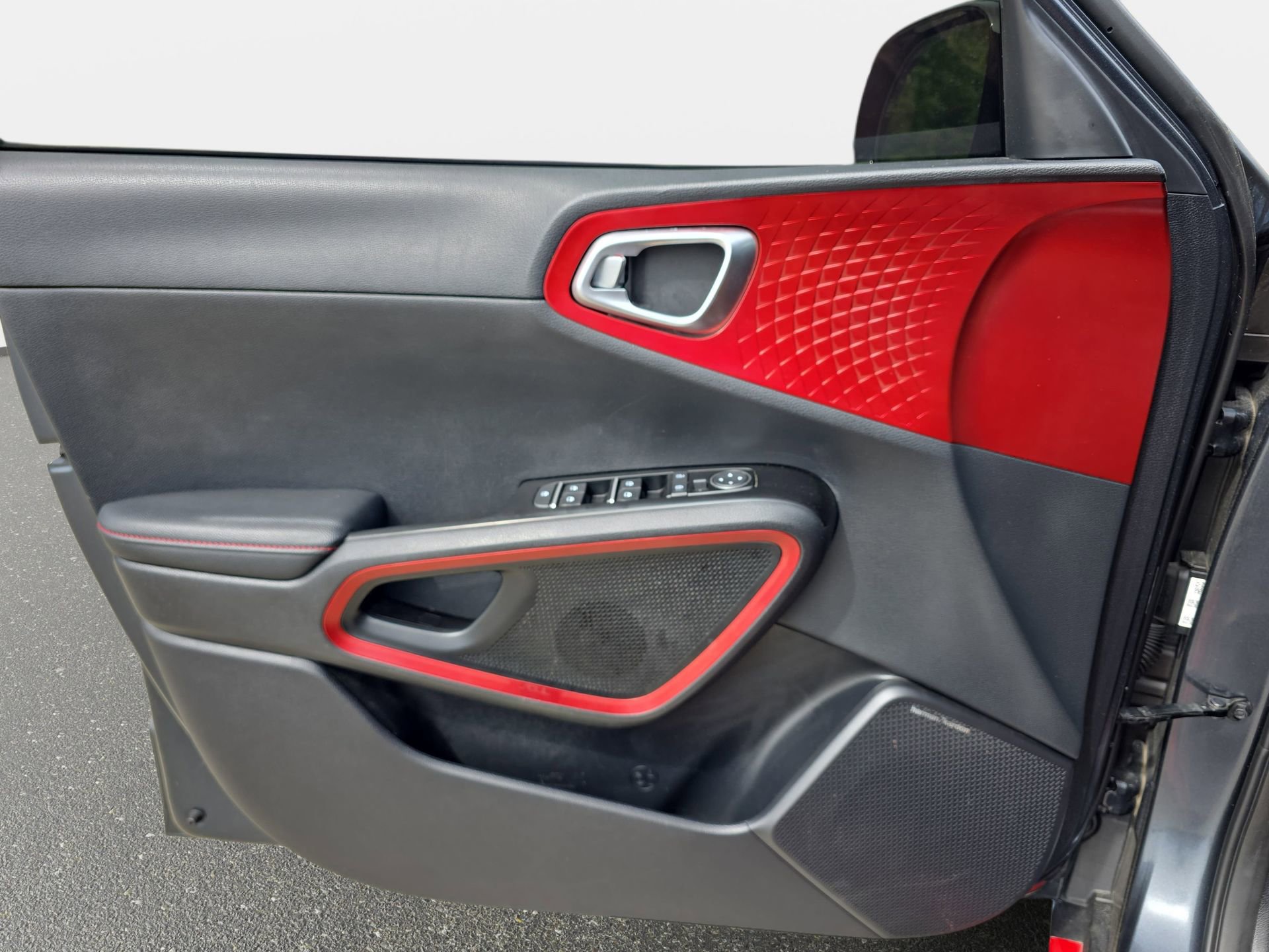 Used 2020 Kia Soul GT-Line Turbo FWD image 25