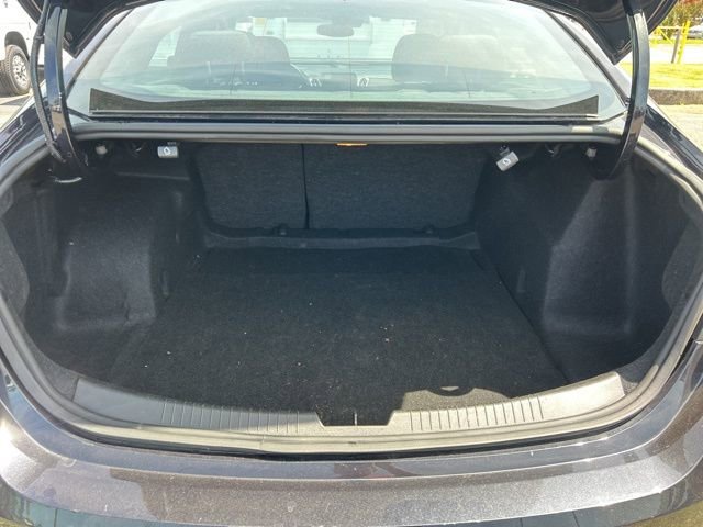 Used 2023 Chevrolet Malibu LT FWD image 29