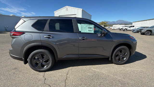 New 2026 Nissan Rogue SV AWD/4WD image 3