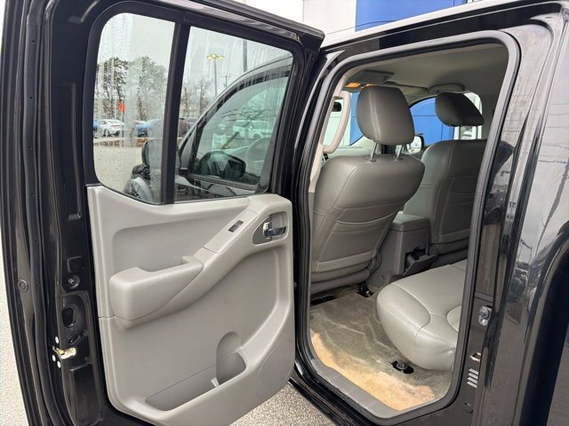 Used 2016 Nissan Frontier SV image 29