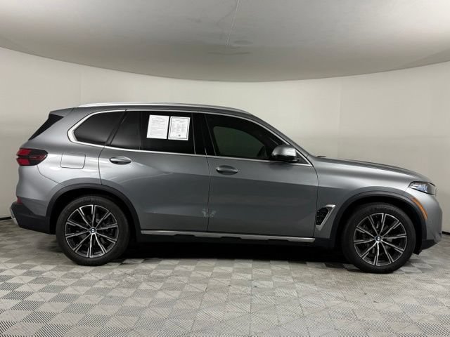 Used 2026 BMW X5 xDrive40i w/ Executive Package AWD/4WD image 9