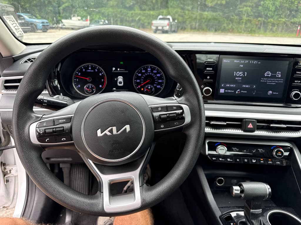 Used 2023 Kia K5 LXS FWD image 12