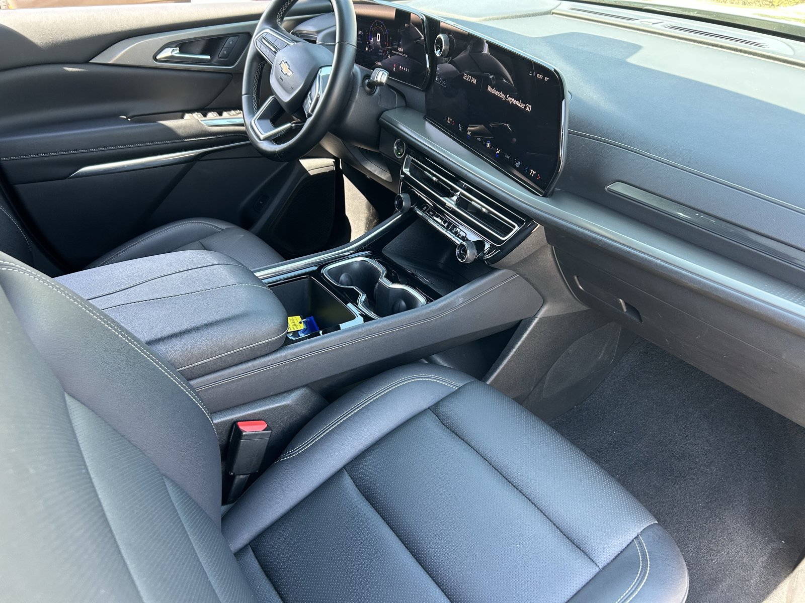 Certified 2025 Chevrolet Traverse LT FWD image 13
