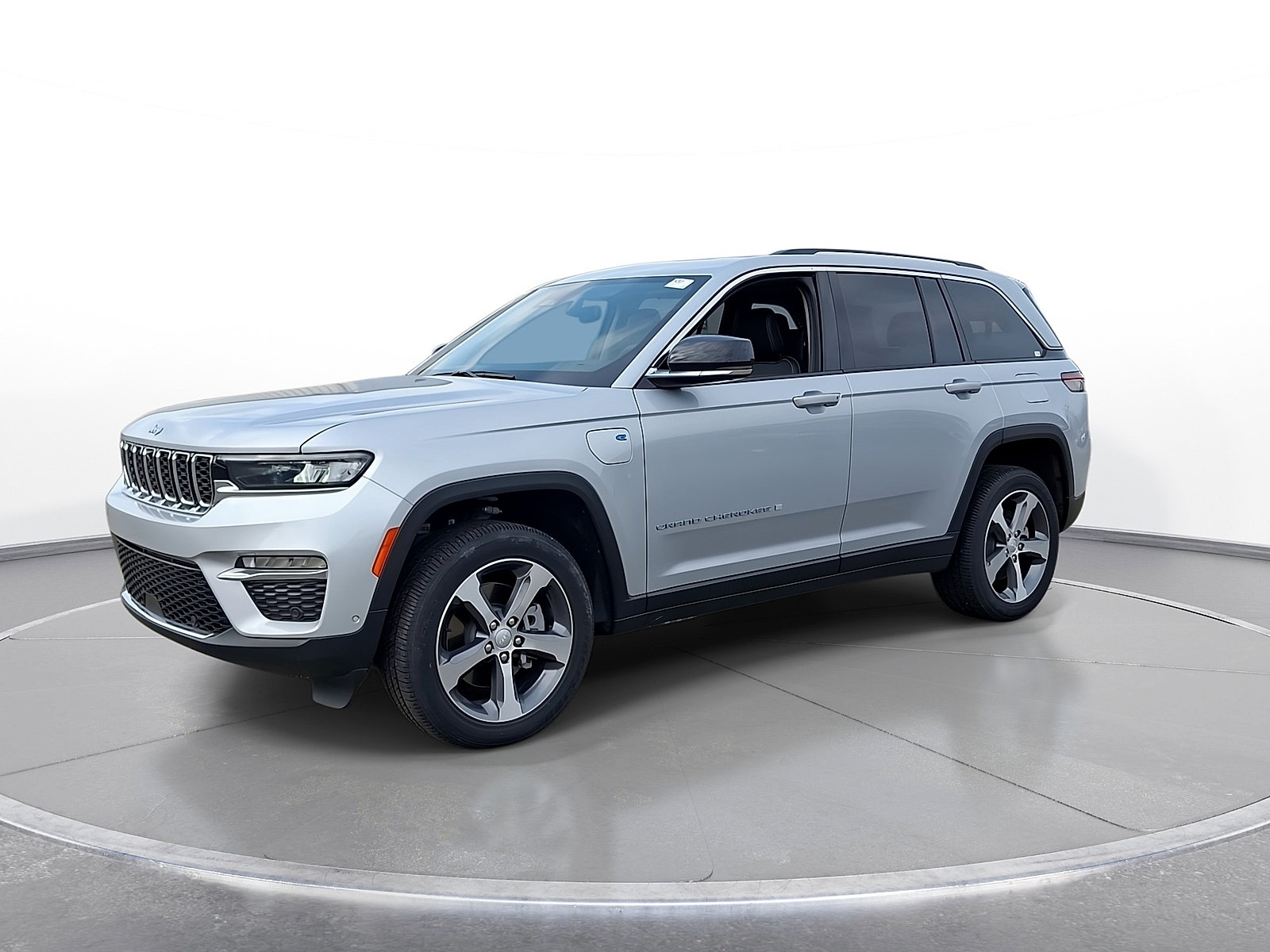 New 2024 Jeep Grand Cherokee Limited 4xe w/ Luxury Tech Group II AWD/4WD image 4