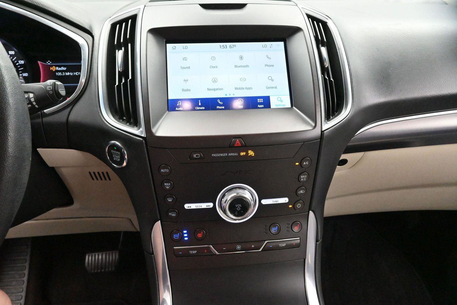 Used 2020 Ford Edge Titanium w/ Equipment Group 301A FWD image 23