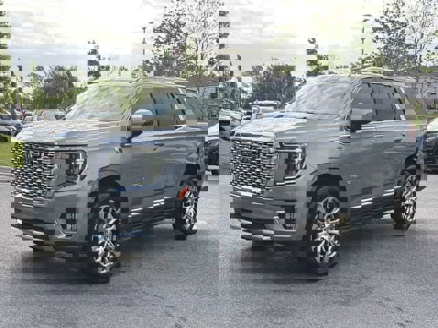 Used 2023 GMC Yukon Denali w/ Max Trailering Package image 7