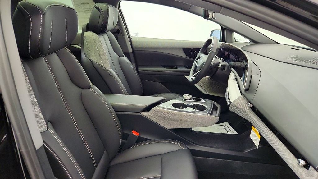 Used 2026 Cadillac Optiq Luxury 1 AWD/4WD image 24